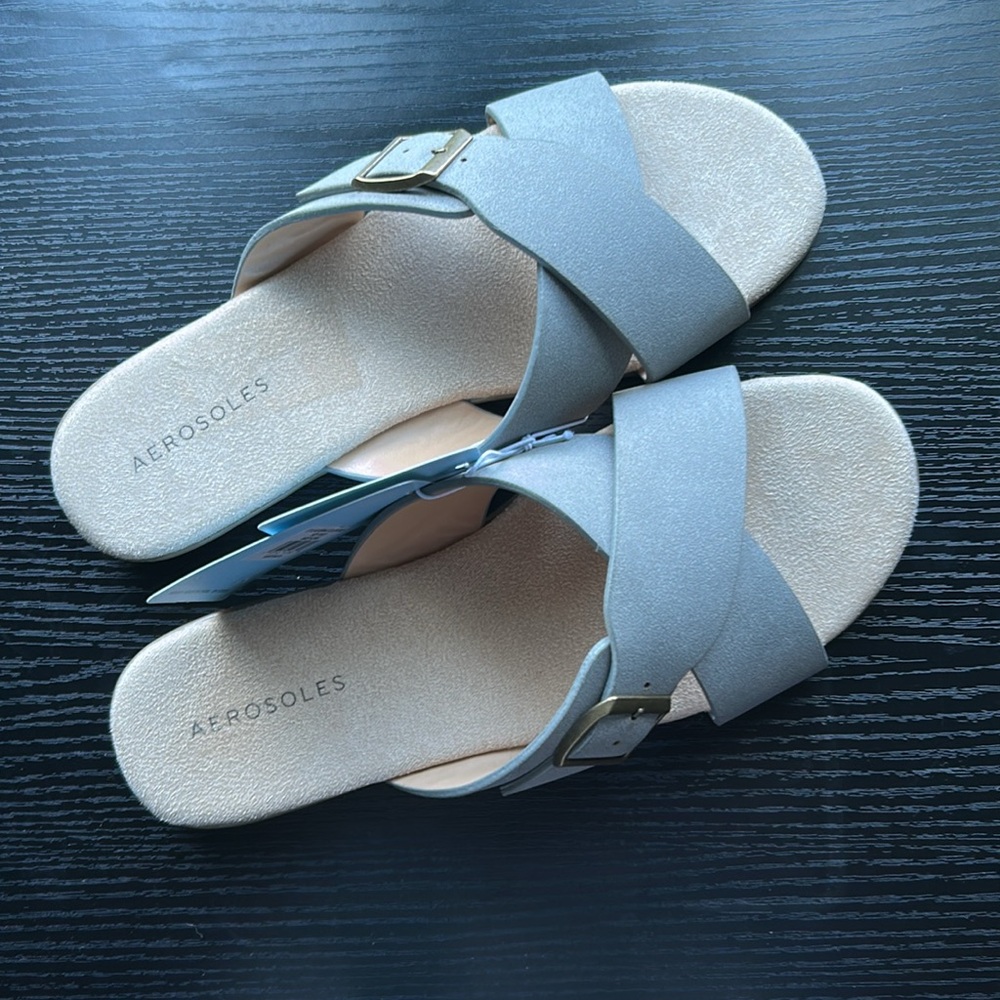 NWT Aerosoles Sandals